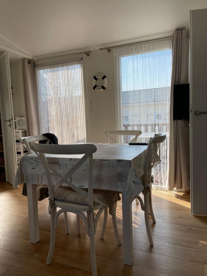 Chalet Up To 5 Persons Knokke Exterior photo