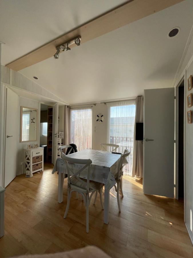 Chalet Up To 5 Persons Knokke Exterior photo